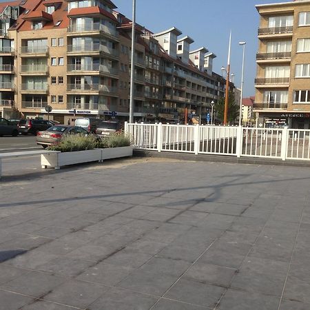 Residentie Hof Van Vlaanderen 尼乌波特 外观 照片